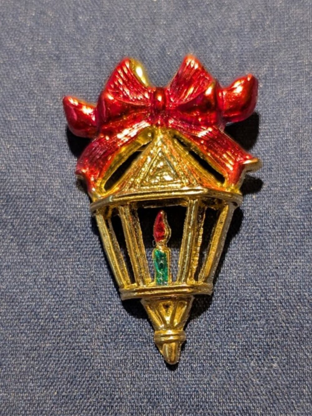 Vintage Christmas Brooch Pin Lot of 3:Signed GERRY’S Lantern-Wreath-Festive Bell